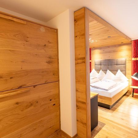 Hotel Hirsch 뉴울름 외부 사진